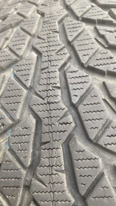 Jante Mazda R16 5×114.3 anvelope iarna Nokian, senzori presiune
