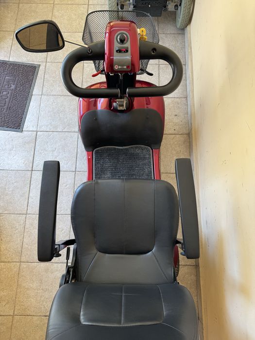 Акумулаторен скутер с гаранция