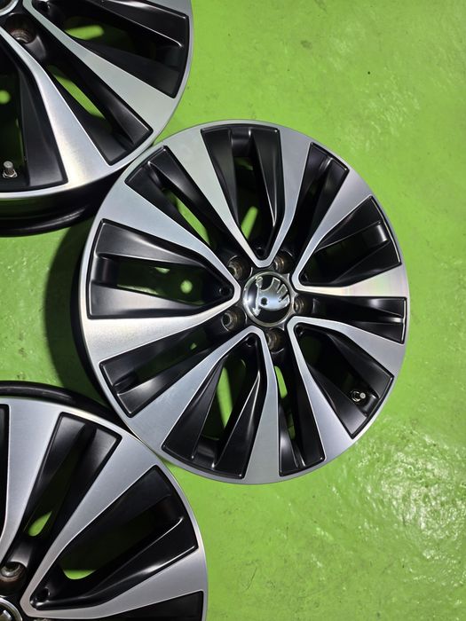 17 5x112 Skoda лети джанти 5х112 шкода