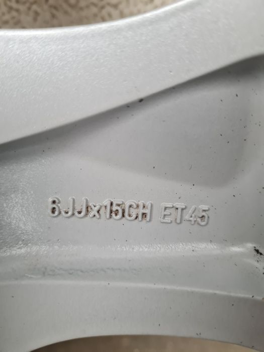 Оригинални джанти за TOYOTA ТОЬОТА R15 4x100 ET45 6J
