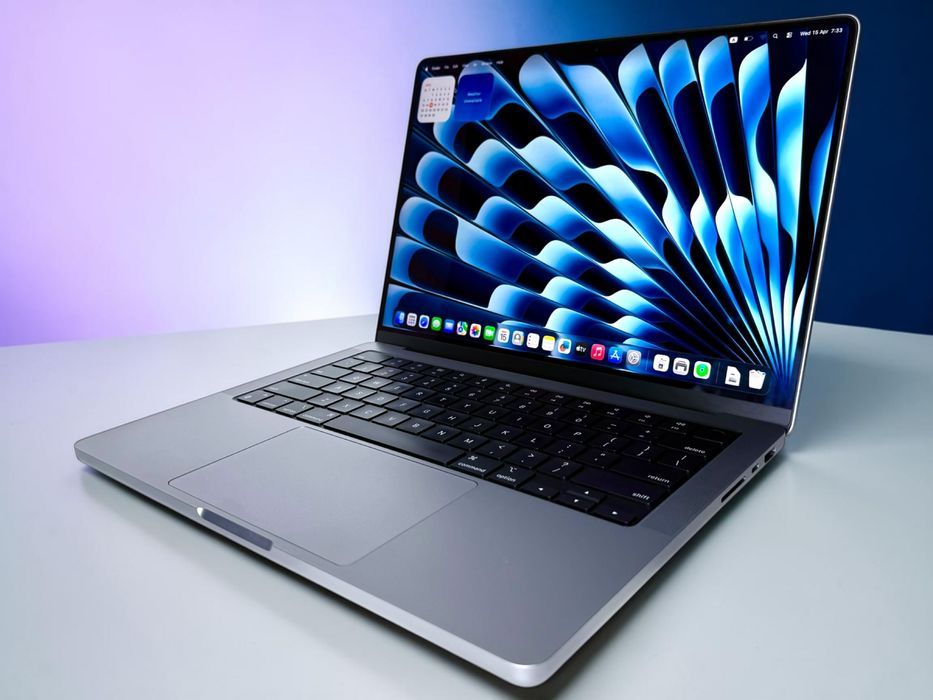 Apple MacBook Pro 14'' M1 PRO 16RAM 512SSD 95% Батерия! Гаранция!