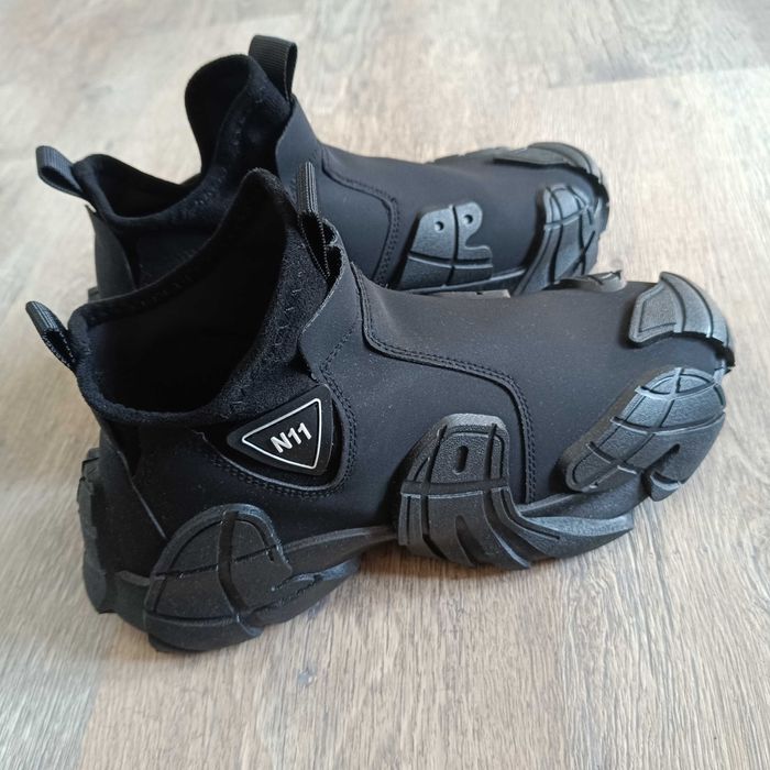 Маратонки без връзки 42-43