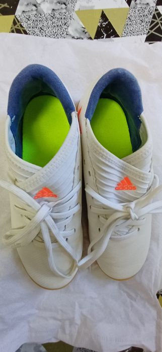 Детски бутонки Adidas