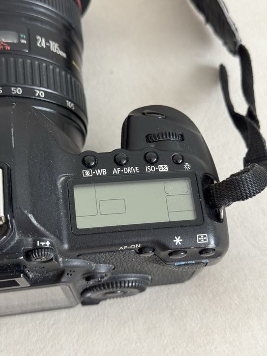 Фотоаппарат canon 5D Mark2