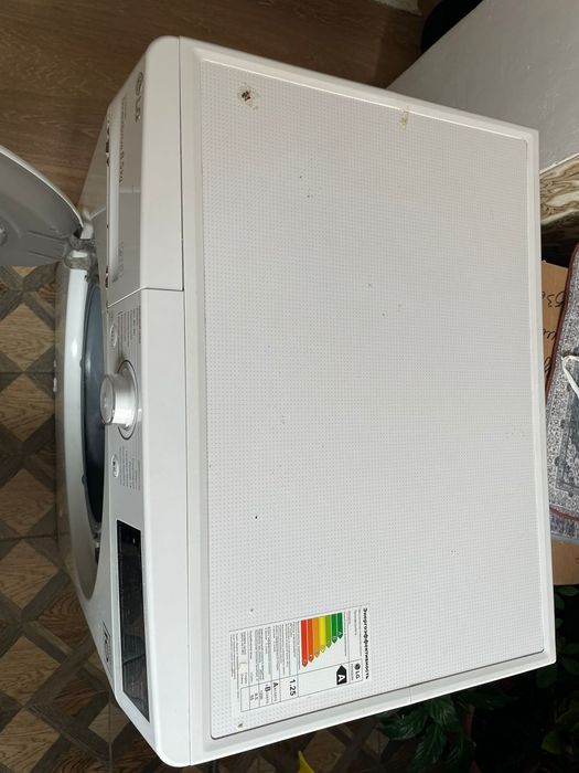 Продам стиральную машину LG