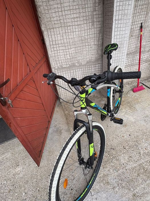 Vand bicicleta pe care am folosito de 2 ori