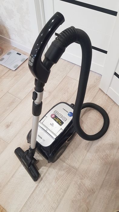 Продам пылесос Самсунг.