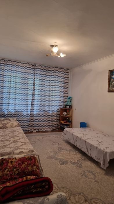 Срочно!!! Продаётся 2 ком кв 11 мкрн