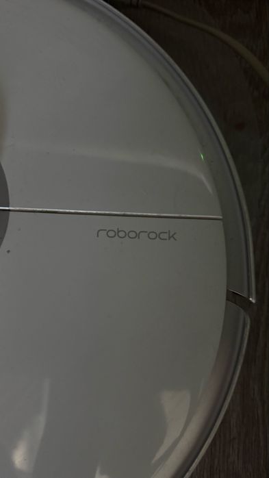 Робот пылесос Roboroc