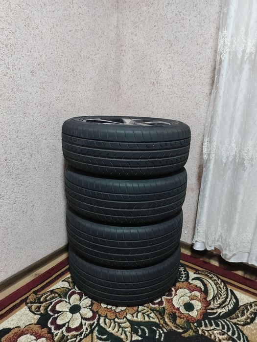 Родные диски с балонами от zeekr 001
