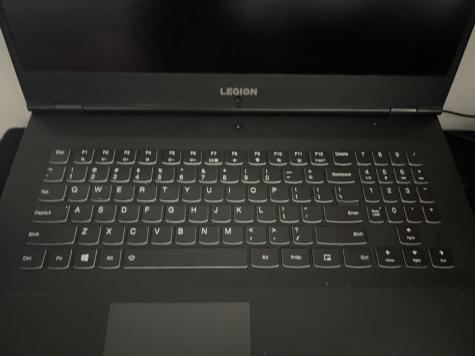 Vând laptop Lenovo Legion – Gaming