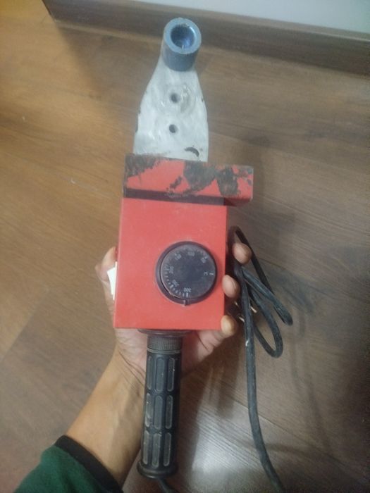 Утюг  сонтехник ..