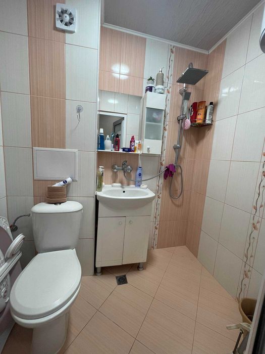 Продава се Тристаен апартамент в Търговище, Запад 3 - 75 кв.м за 1224 €/кв.м - Снимка #10