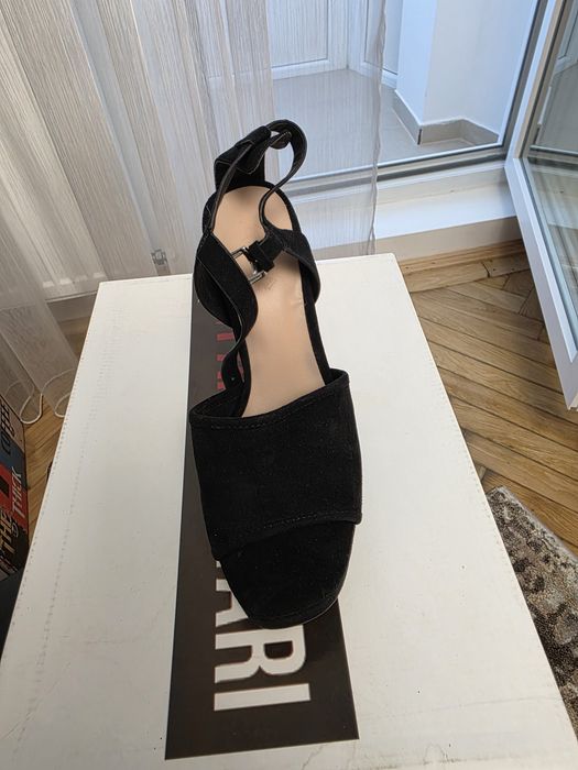 Sandale Zara marimea 37