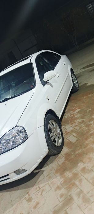 Ласетти 1,6. 2013й автомат