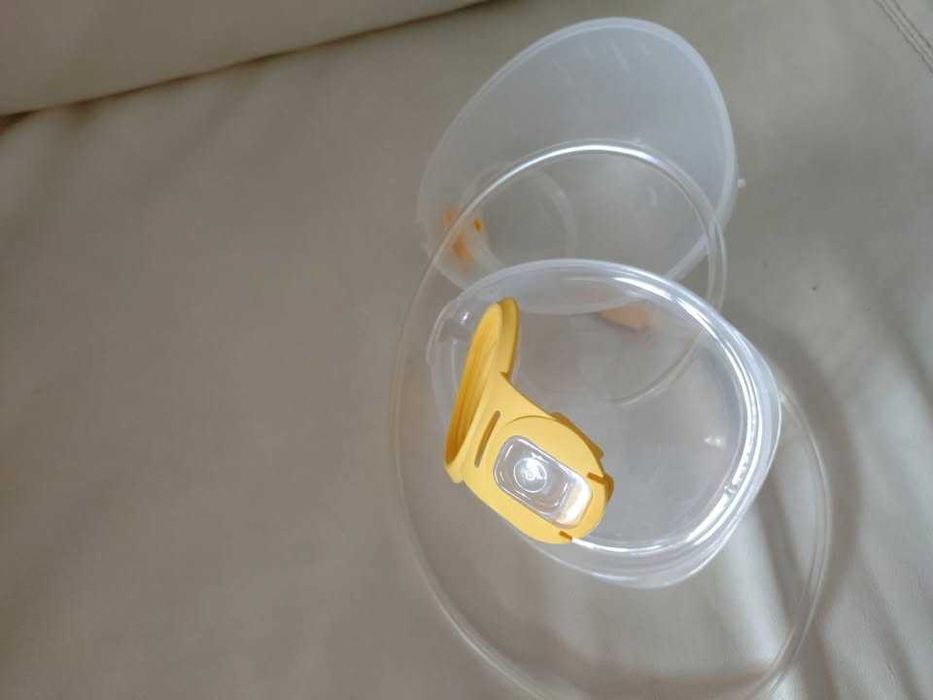 Medela Sollo hands-free electric breast pump