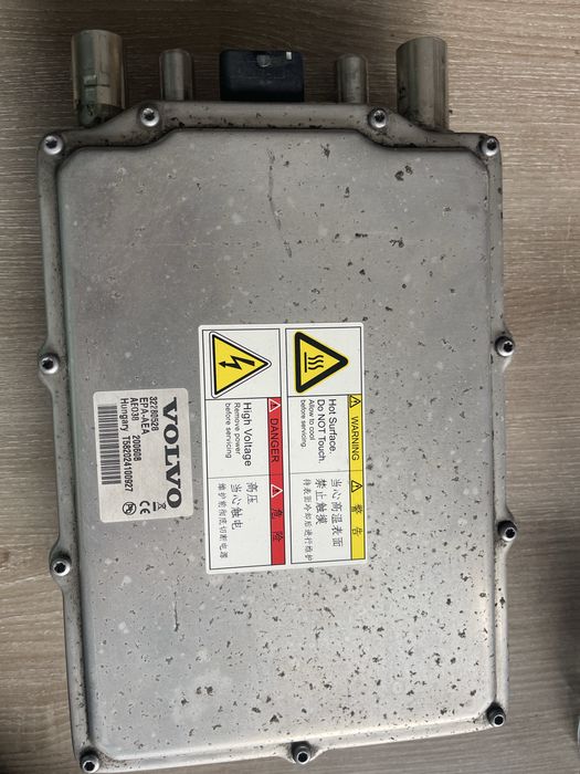 Invertor hybrid Volvo V60 32280528