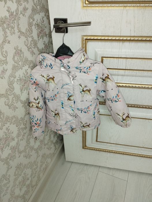 Продам детские куртки