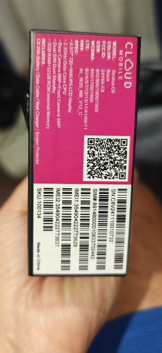 Сартфон Cloud Mobile Stratus C8 из США