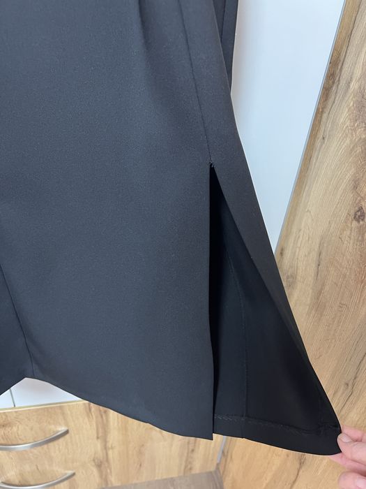 Черна елегантна рокля, размер 42