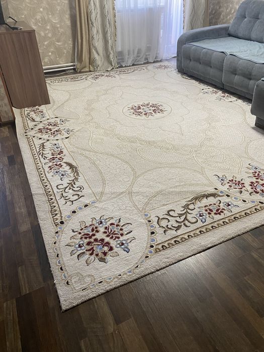 Продам натуральный ковер