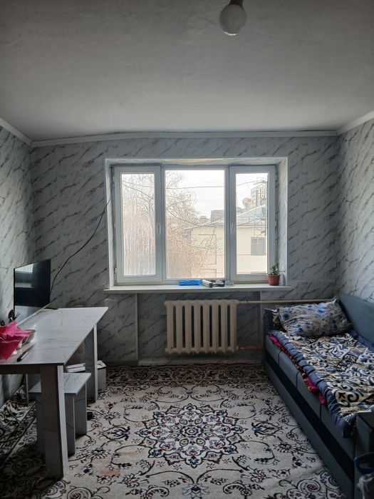 1 комнатная квартира... центре городр..иляева..рускулбекова