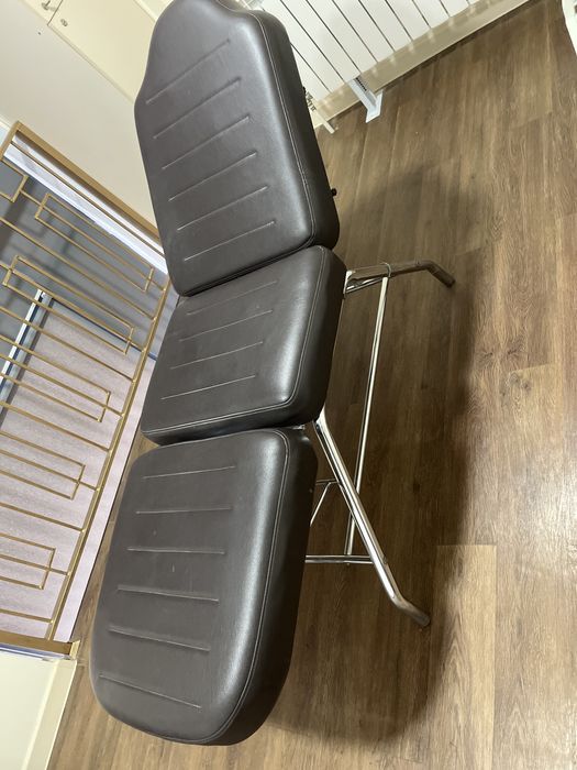 Продам кушетку в отличном состоянии