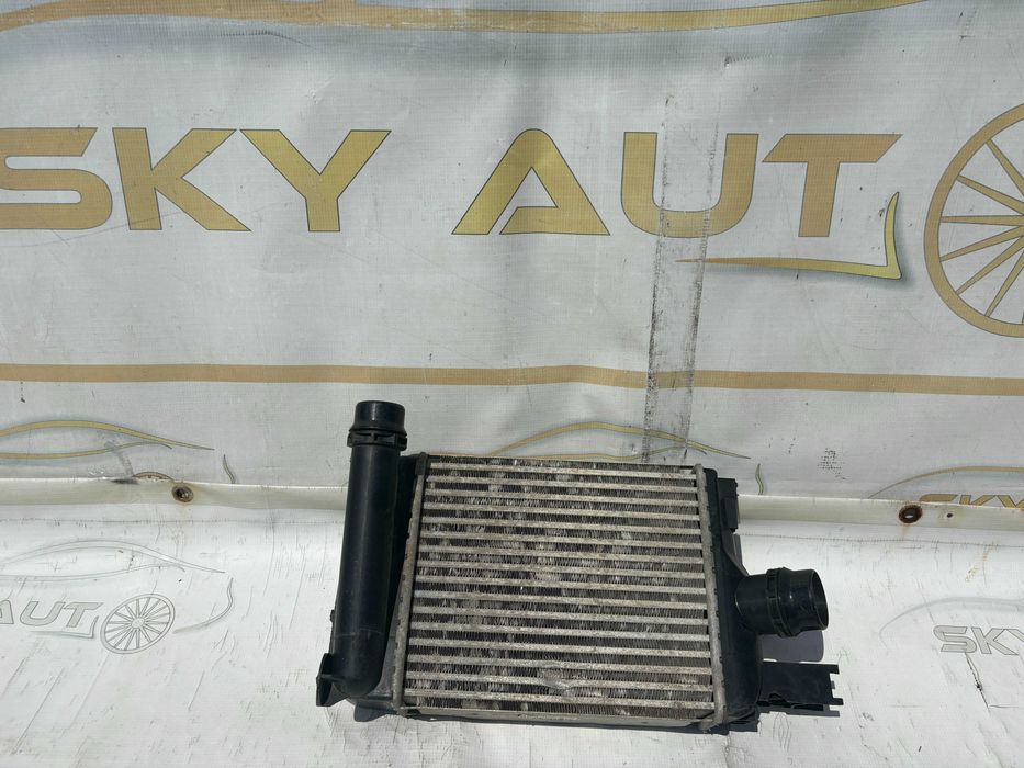 Radiator intercooler Dacia 1,5 diesel dupa 2012 cod 144967634R
