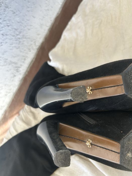 Қысқы аяқ киім сатылады