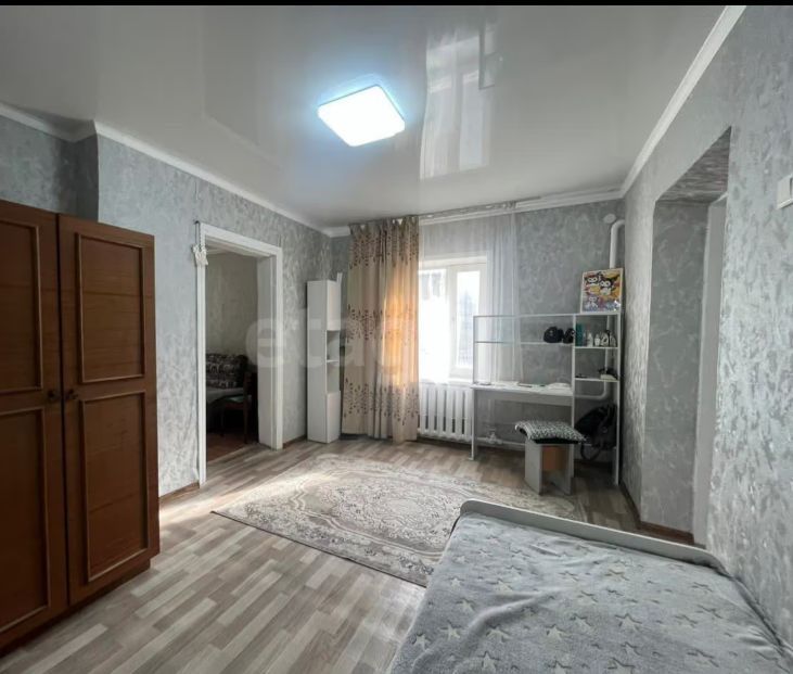 Продам дом в районе компос