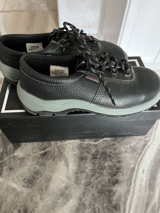 Кожанная спец обувь