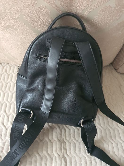 Продам сумки б/у 9 шт за 11 000