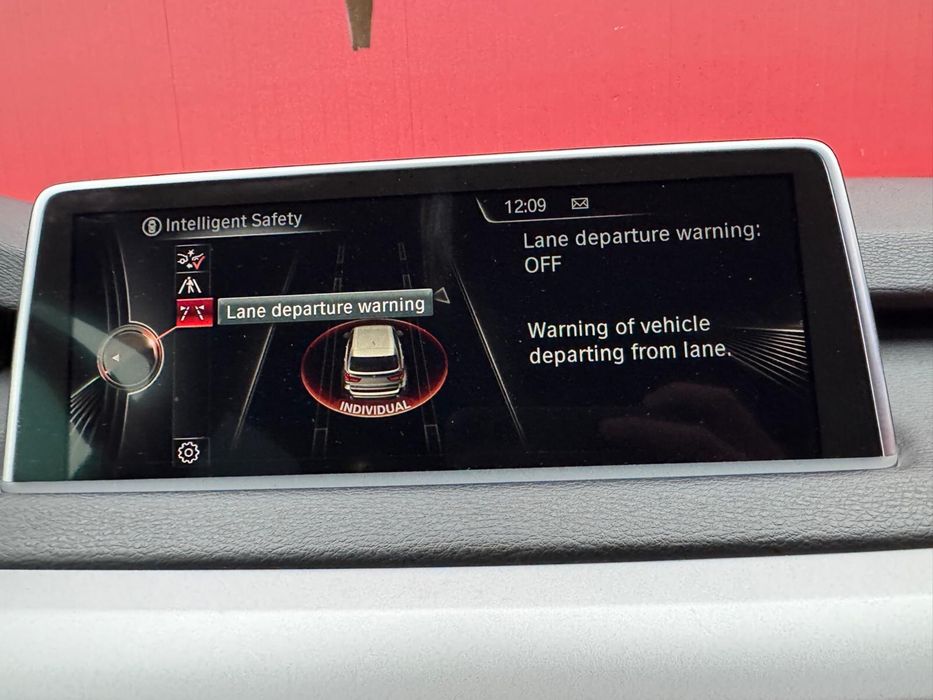 Bmw X5 2.0 X-drive carte service