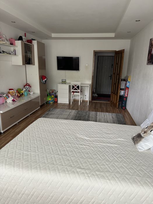 Vand apartament 2 camere