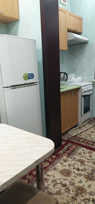 Arenda 2 kom kvartira s remontom,s mebelyu i tehnikoy