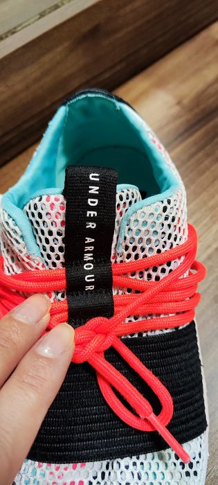 Маратонки Under Armour 36номер
