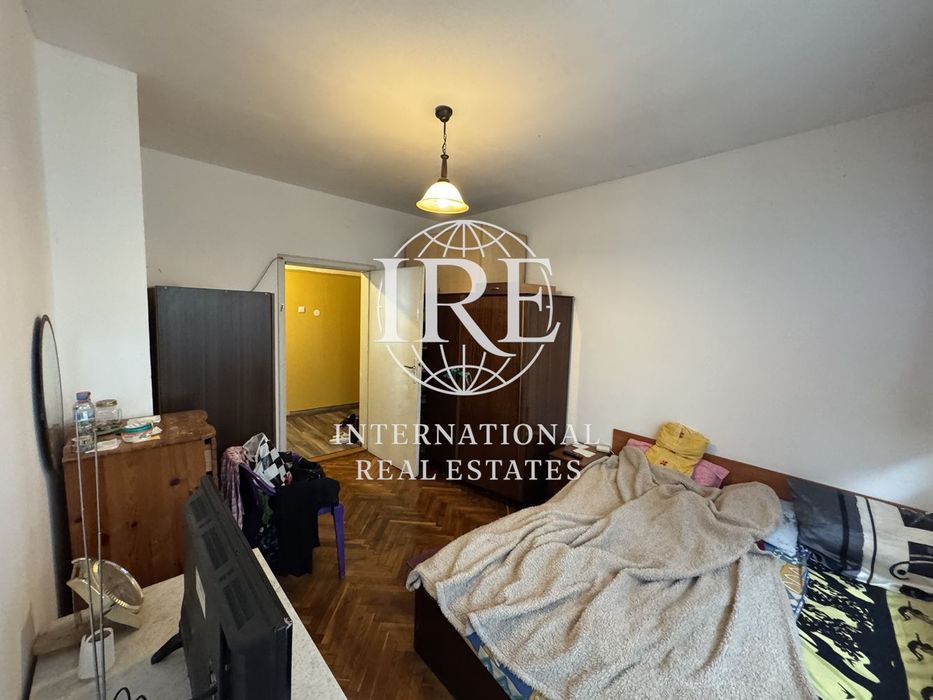 Продава се Четиристаен апартамент в Варна, Окръжна болница - 100 кв.м за 1275 €/кв.м - Снимка #7