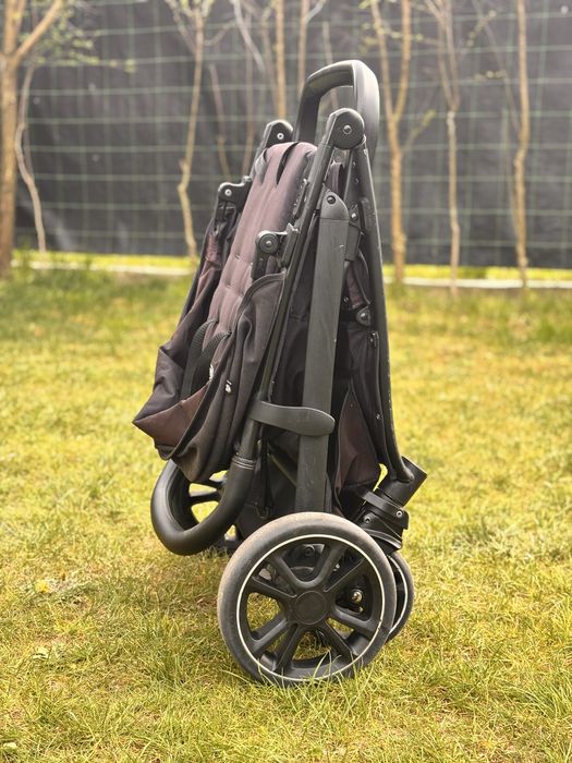 Carucior copii Graco EeZeFold Midnight