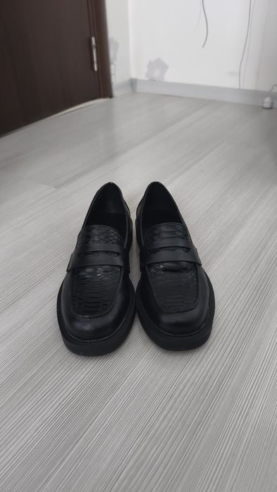 Нови дамски обувки