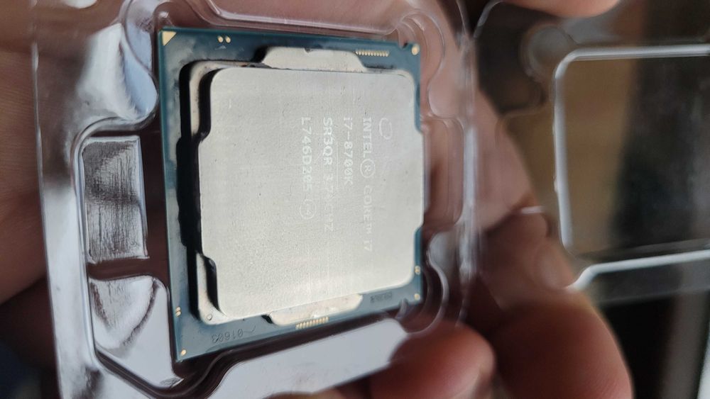 Procesor I7 8700k ,4.7 ghz , socket 1151