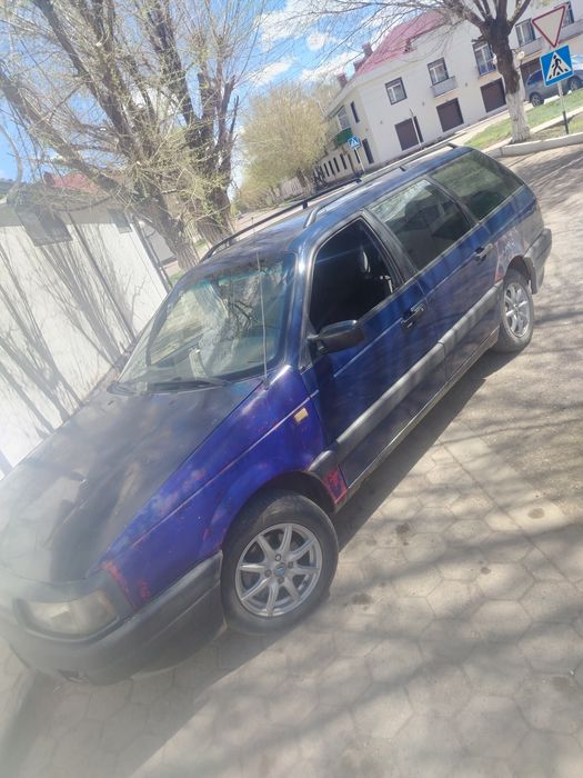 Продам Passat B3 1.8