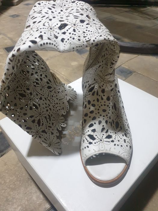 Сапожки летние кожа