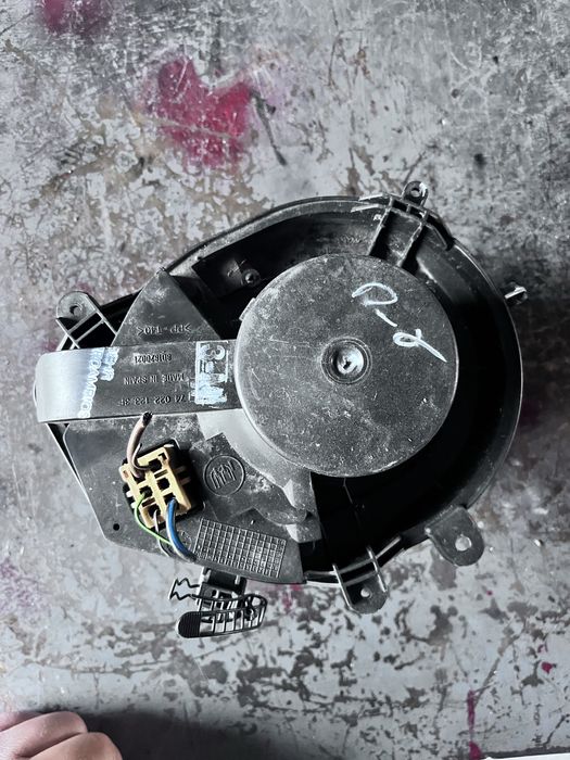 Вентилатор парно volkswagen passat b5.5