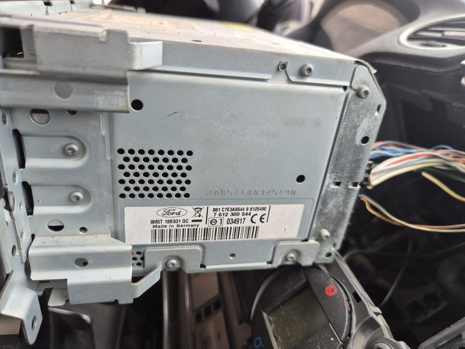 Rcd310 rns510 Rns315 radio pin safe code