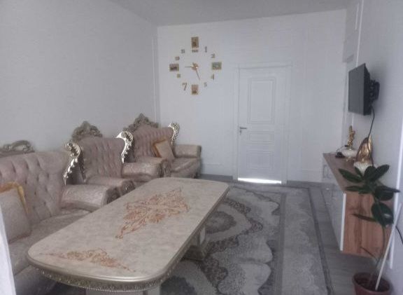 Панелний арендага квартира