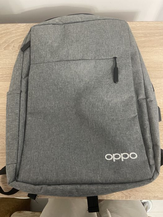 Рюкзак от OPPO серого цвета