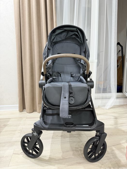 Продам коляску кидило д 900