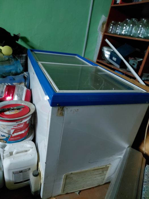 Продам морозильную камеру
