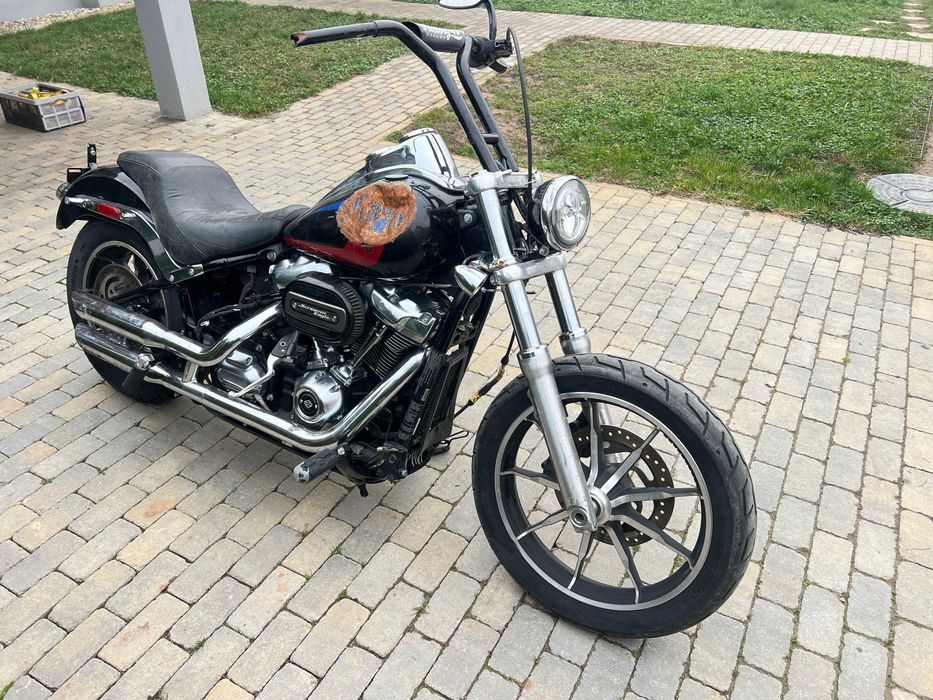 Harley Davidson FXLR Dyna Low rider AVARIAT