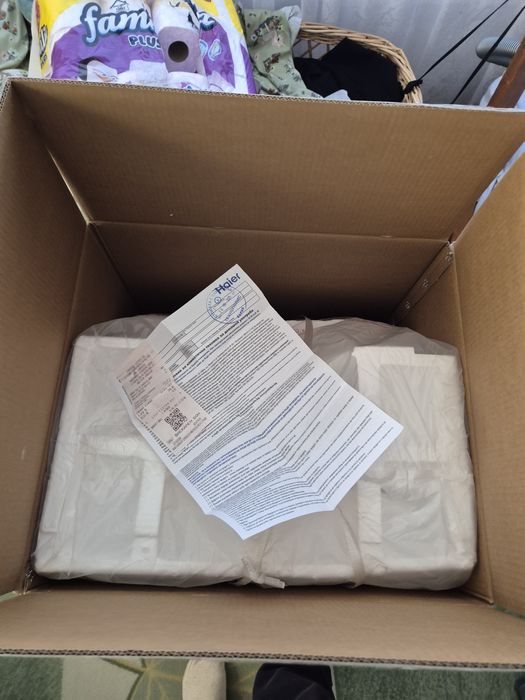 СПЕШНО СЕ ПРОДАВА Климатик Haier със гаранция